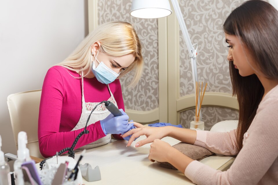 İnhisar Manikürcü